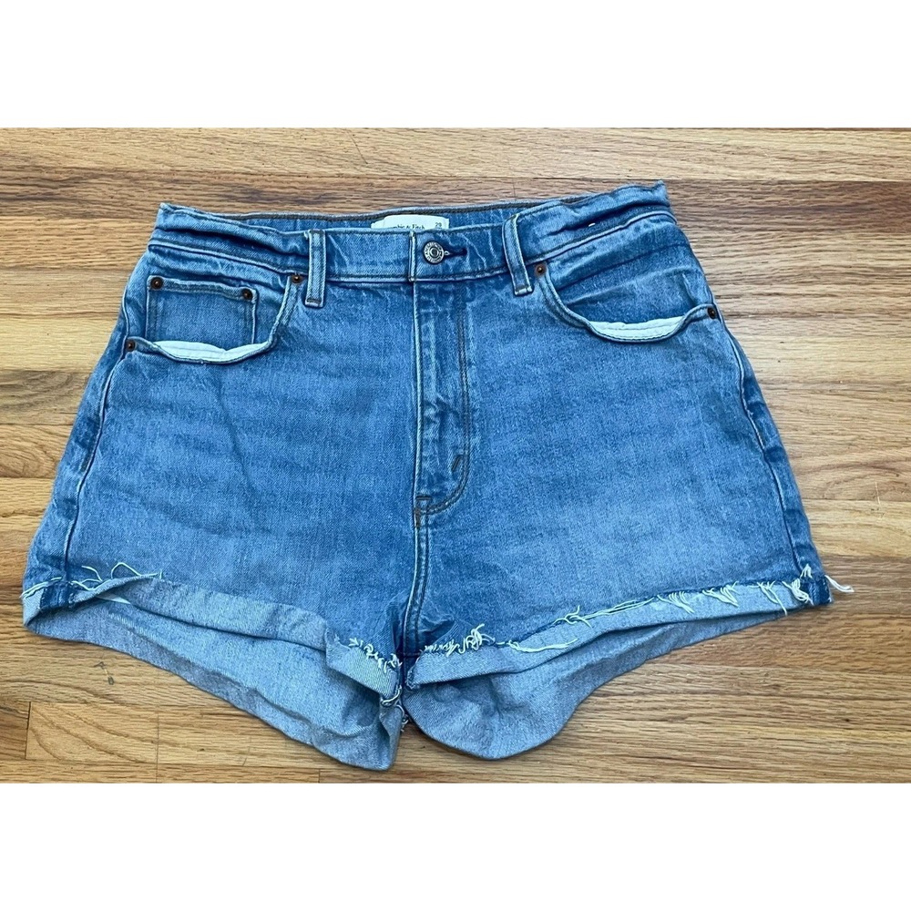 Abercrombie & Fitch Curve Love Women's 8 Blue Short Denim Cotton Mom Frayed Hem‎